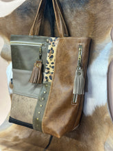 Load image into Gallery viewer, Color Block Work Bag