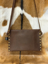 Load image into Gallery viewer, Rugged Oil Tan Crossbody