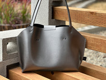 Load image into Gallery viewer, Pewter Tote