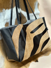 Load image into Gallery viewer, Boba Shoulder Tote