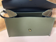 Load image into Gallery viewer, Mailey Handbag