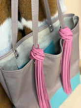 Load image into Gallery viewer, Candy Fringe Tote
