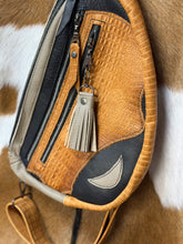 Load image into Gallery viewer, Gator Sling Bag
