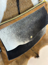 Load image into Gallery viewer, Chestnut/Ombre Envelope Crossbody
