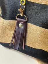 Load image into Gallery viewer, Wild Wine Vertical Body Bag/Wallet
