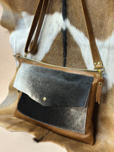 Load image into Gallery viewer, Chestnut/Ombre Envelope Crossbody
