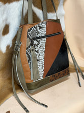 Load image into Gallery viewer, Sanford Shoulder Bag
