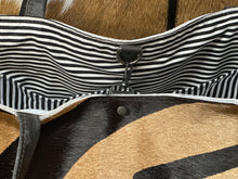 Load image into Gallery viewer, Boba Shoulder Tote
