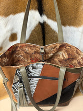 Load image into Gallery viewer, Sanford Shoulder Bag
